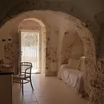 Trulli Terra Viva Villa